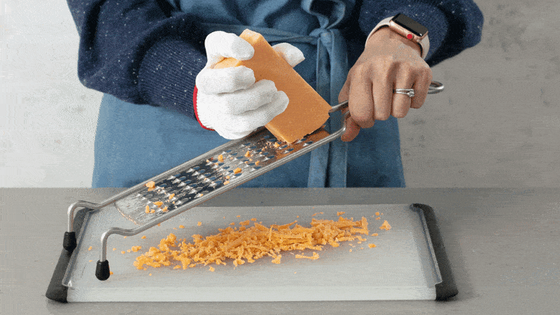 Use of grater top